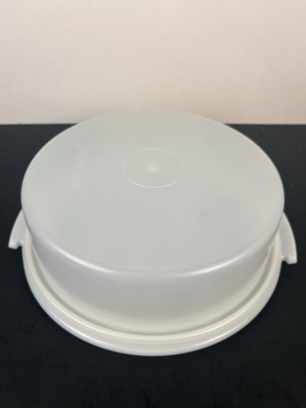 Vintage Tupperware Round Cake/Pie Carrier White Lid Tray #719 w/Handles See Desc